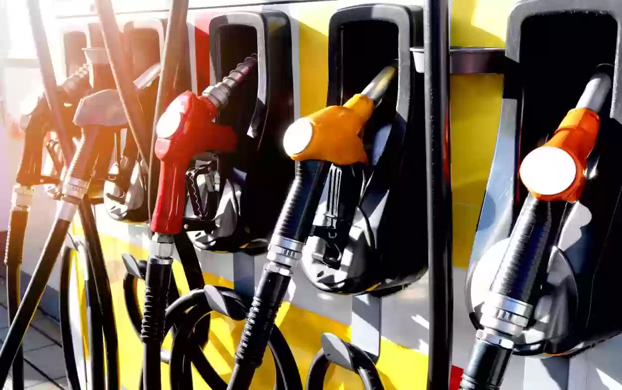 أرامكو تضع جدول جديد لأسعار البنزين