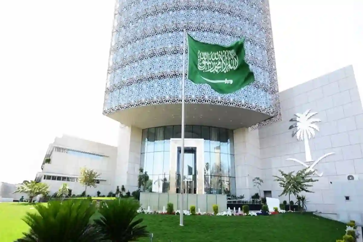 السفارة السعودية في القاهرة توجه رعاياها باستخراج الإقامة قبل هذا الموعد