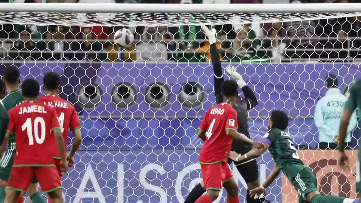 المنتخب السعودي يحقق الفوز على عمان بثنائية