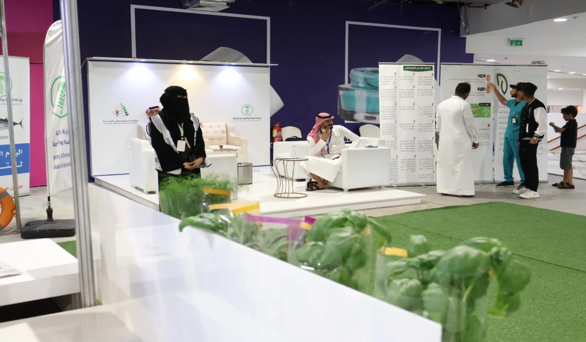 استعراض جهود وقاء مكة لزوار مهرجان التسويق الزراعي الأول بجدة