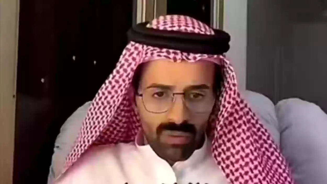  سعود القحطاني يرد على أحد المتابعين له